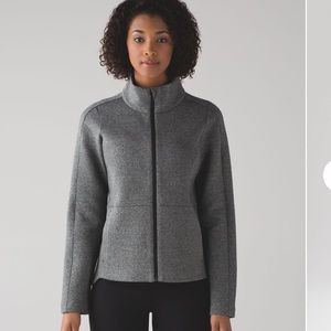 Lululemon Going Places Jacket in Size 4